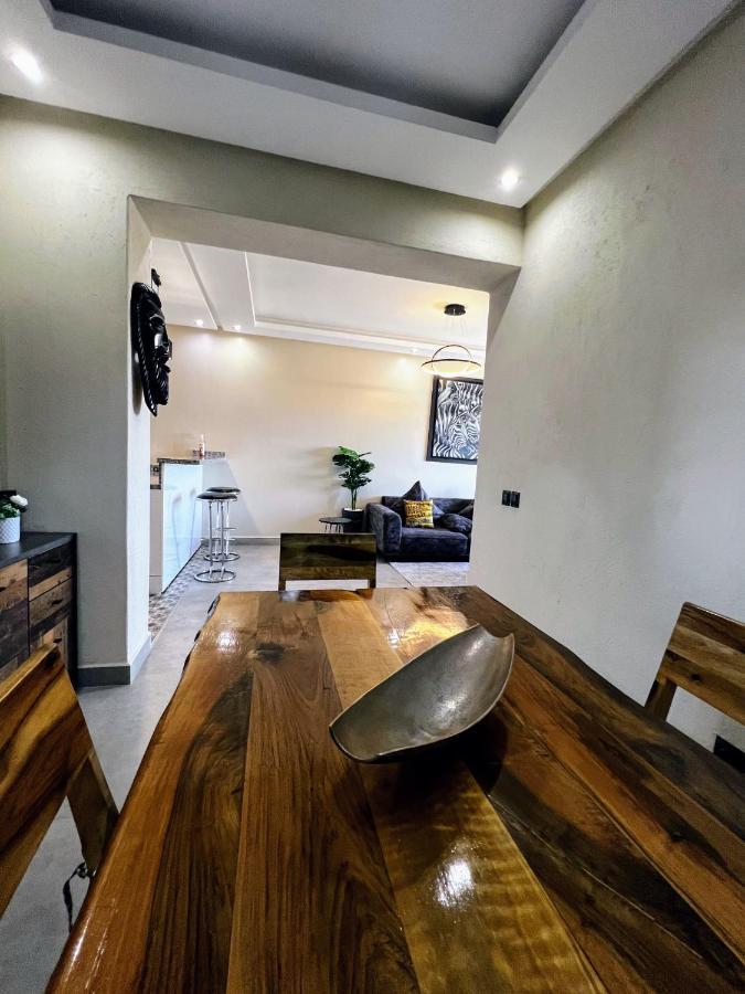 Moderne, Lumineux & Spacieux Avec Balcon -Central -Wifi-Smart Tv-Clim Marrakesh Buitenkant foto