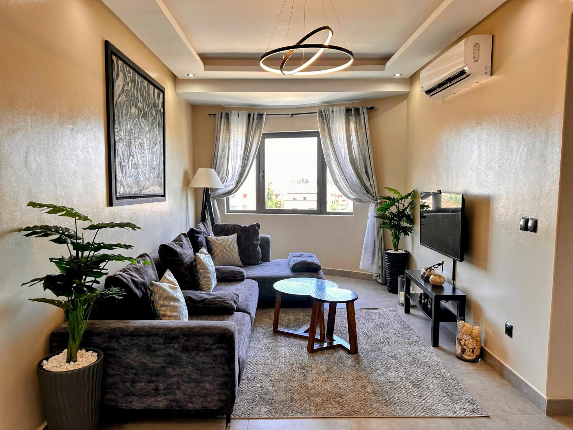 Moderne, Lumineux & Spacieux Avec Balcon -Central -Wifi-Smart Tv-Clim Marrakesh Buitenkant foto